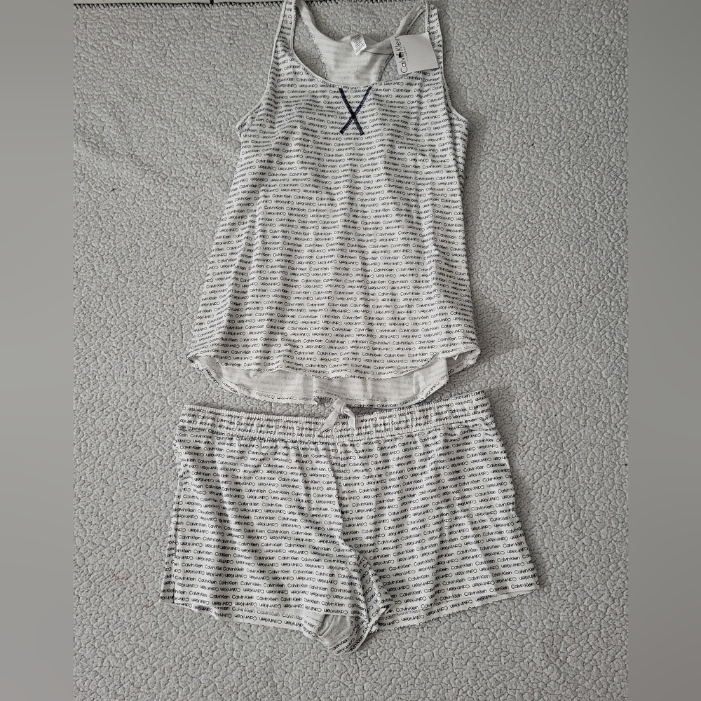 Calvin Klein Women's White and Blue Striped Sleepwear Set - Picture 2 of 8